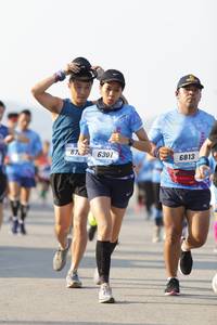 BIB: 676301, 6813
                            <button type="button" onclick="openModal(3098149)" class="btn btn-primary btn-sm float-right btn-popup" data-toggle="modal" data-target=".modal-high-quality">
                        <i class="fas fa-shopping-cart"></i> Add to Cart
                    </button>
                                            <button type="button" onclick="isThisMe(3098149, true)" class="btn btn-success btn-sm float-right btn-popup btn-isme hidden" data-toggle="tooltip" data-placement="bottom" title="นี่คือรูปของคุณใช่ไหม คลิกที่นี่เพื่อเอาเข้าอัลบั้ม">
                        <i class="fas fa-plus"></i> Add to album
                    </button>
                    <button type="button" onclick="isThisMe(3098149, false)" class="btn btn-warning btn-sm float-right btn-popup btn-isnotme hidden">
                        <i class="fas fa-ban"></i> Remove from album
                    </button>