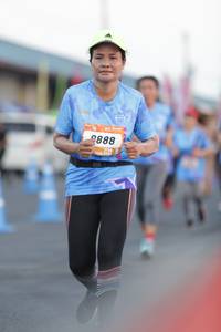 BIB: 9888
                            <button type="button" onclick="openModal(3104461)" class="btn btn-primary btn-sm float-right btn-popup" data-toggle="modal" data-target=".modal-high-quality">
                        <i class="fas fa-shopping-cart"></i> Add to Cart
                    </button>
                                            <button type="button" onclick="isThisMe(3104461, true)" class="btn btn-success btn-sm float-right btn-popup btn-isme hidden" data-toggle="tooltip" data-placement="bottom" title="นี่คือรูปของคุณใช่ไหม คลิกที่นี่เพื่อเอาเข้าอัลบั้ม">
                        <i class="fas fa-plus"></i> Add to album
                    </button>
                    <button type="button" onclick="isThisMe(3104461, false)" class="btn btn-warning btn-sm float-right btn-popup btn-isnotme hidden">
                        <i class="fas fa-ban"></i> Remove from album
                    </button>