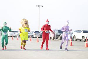 BIB: 
                            <button type="button" onclick="openModal(3098586)" class="btn btn-primary btn-sm float-right btn-popup" data-toggle="modal" data-target=".modal-high-quality">
                        <i class="fas fa-shopping-cart"></i> Add to Cart
                    </button>
                                            <button type="button" onclick="isThisMe(3098586, true)" class="btn btn-success btn-sm float-right btn-popup btn-isme hidden" data-toggle="tooltip" data-placement="bottom" title="นี่คือรูปของคุณใช่ไหม คลิกที่นี่เพื่อเอาเข้าอัลบั้ม">
                        <i class="fas fa-plus"></i> Add to album
                    </button>
                    <button type="button" onclick="isThisMe(3098586, false)" class="btn btn-warning btn-sm float-right btn-popup btn-isnotme hidden">
                        <i class="fas fa-ban"></i> Remove from album
                    </button>