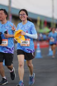 BIB: 354, 6353
                            <button type="button" onclick="openModal(3109552)" class="btn btn-primary btn-sm float-right btn-popup" data-toggle="modal" data-target=".modal-high-quality">
                        <i class="fas fa-shopping-cart"></i> Add to Cart
                    </button>
                                            <button type="button" onclick="isThisMe(3109552, true)" class="btn btn-success btn-sm float-right btn-popup btn-isme hidden" data-toggle="tooltip" data-placement="bottom" title="นี่คือรูปของคุณใช่ไหม คลิกที่นี่เพื่อเอาเข้าอัลบั้ม">
                        <i class="fas fa-plus"></i> Add to album
                    </button>
                    <button type="button" onclick="isThisMe(3109552, false)" class="btn btn-warning btn-sm float-right btn-popup btn-isnotme hidden">
                        <i class="fas fa-ban"></i> Remove from album
                    </button>