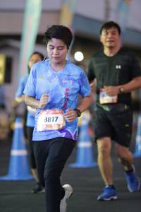 BIB: 8817
                            <button type="button" onclick="openModal(3113498)" class="btn btn-primary btn-sm float-right btn-popup" data-toggle="modal" data-target=".modal-high-quality">
                        <i class="fas fa-shopping-cart"></i> Add to Cart
                    </button>
                                            <button type="button" onclick="isThisMe(3113498, true)" class="btn btn-success btn-sm float-right btn-popup btn-isme hidden" data-toggle="tooltip" data-placement="bottom" title="นี่คือรูปของคุณใช่ไหม คลิกที่นี่เพื่อเอาเข้าอัลบั้ม">
                        <i class="fas fa-plus"></i> Add to album
                    </button>
                    <button type="button" onclick="isThisMe(3113498, false)" class="btn btn-warning btn-sm float-right btn-popup btn-isnotme hidden">
                        <i class="fas fa-ban"></i> Remove from album
                    </button>