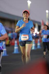 BIB: 8990
                            <button type="button" onclick="openModal(3113526)" class="btn btn-primary btn-sm float-right btn-popup" data-toggle="modal" data-target=".modal-high-quality">
                        <i class="fas fa-shopping-cart"></i> Add to Cart
                    </button>
                                            <button type="button" onclick="isThisMe(3113526, true)" class="btn btn-success btn-sm float-right btn-popup btn-isme hidden" data-toggle="tooltip" data-placement="bottom" title="นี่คือรูปของคุณใช่ไหม คลิกที่นี่เพื่อเอาเข้าอัลบั้ม">
                        <i class="fas fa-plus"></i> Add to album
                    </button>
                    <button type="button" onclick="isThisMe(3113526, false)" class="btn btn-warning btn-sm float-right btn-popup btn-isnotme hidden">
                        <i class="fas fa-ban"></i> Remove from album
                    </button>