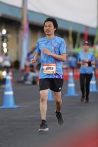 BIB: 8899
                            <button type="button" onclick="openModal(3109989)" class="btn btn-primary btn-sm float-right btn-popup" data-toggle="modal" data-target=".modal-high-quality">
                        <i class="fas fa-shopping-cart"></i> Add to Cart
                    </button>
                                            <button type="button" onclick="isThisMe(3109989, true)" class="btn btn-success btn-sm float-right btn-popup btn-isme hidden" data-toggle="tooltip" data-placement="bottom" title="นี่คือรูปของคุณใช่ไหม คลิกที่นี่เพื่อเอาเข้าอัลบั้ม">
                        <i class="fas fa-plus"></i> Add to album
                    </button>
                    <button type="button" onclick="isThisMe(3109989, false)" class="btn btn-warning btn-sm float-right btn-popup btn-isnotme hidden">
                        <i class="fas fa-ban"></i> Remove from album
                    </button>