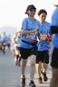 BIB: 500
                            <button type="button" onclick="openModal(3098813)" class="btn btn-primary btn-sm float-right btn-popup" data-toggle="modal" data-target=".modal-high-quality">
                        <i class="fas fa-shopping-cart"></i> Add to Cart
                    </button>
                                            <button type="button" onclick="isThisMe(3098813, true)" class="btn btn-success btn-sm float-right btn-popup btn-isme hidden" data-toggle="tooltip" data-placement="bottom" title="นี่คือรูปของคุณใช่ไหม คลิกที่นี่เพื่อเอาเข้าอัลบั้ม">
                        <i class="fas fa-plus"></i> Add to album
                    </button>
                    <button type="button" onclick="isThisMe(3098813, false)" class="btn btn-warning btn-sm float-right btn-popup btn-isnotme hidden">
                        <i class="fas fa-ban"></i> Remove from album
                    </button>