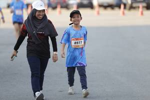 BIB: 8977
                            <button type="button" onclick="openModal(3100233)" class="btn btn-primary btn-sm float-right btn-popup" data-toggle="modal" data-target=".modal-high-quality">
                        <i class="fas fa-shopping-cart"></i> Add to Cart
                    </button>
                                            <button type="button" onclick="isThisMe(3100233, true)" class="btn btn-success btn-sm float-right btn-popup btn-isme hidden" data-toggle="tooltip" data-placement="bottom" title="นี่คือรูปของคุณใช่ไหม คลิกที่นี่เพื่อเอาเข้าอัลบั้ม">
                        <i class="fas fa-plus"></i> Add to album
                    </button>
                    <button type="button" onclick="isThisMe(3100233, false)" class="btn btn-warning btn-sm float-right btn-popup btn-isnotme hidden">
                        <i class="fas fa-ban"></i> Remove from album
                    </button>