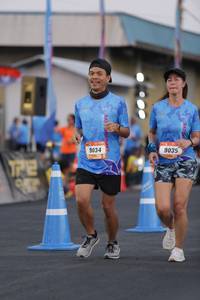 BIB: 9034, 9035
                            <button type="button" onclick="openModal(3110208)" class="btn btn-primary btn-sm float-right btn-popup" data-toggle="modal" data-target=".modal-high-quality">
                        <i class="fas fa-shopping-cart"></i> Add to Cart
                    </button>
                                            <button type="button" onclick="isThisMe(3110208, true)" class="btn btn-success btn-sm float-right btn-popup btn-isme hidden" data-toggle="tooltip" data-placement="bottom" title="นี่คือรูปของคุณใช่ไหม คลิกที่นี่เพื่อเอาเข้าอัลบั้ม">
                        <i class="fas fa-plus"></i> Add to album
                    </button>
                    <button type="button" onclick="isThisMe(3110208, false)" class="btn btn-warning btn-sm float-right btn-popup btn-isnotme hidden">
                        <i class="fas fa-ban"></i> Remove from album
                    </button>