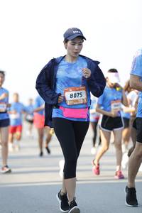 BIB: 8075
                            <button type="button" onclick="openModal(3099524)" class="btn btn-primary btn-sm float-right btn-popup" data-toggle="modal" data-target=".modal-high-quality">
                        <i class="fas fa-shopping-cart"></i> Add to Cart
                    </button>
                                            <button type="button" onclick="isThisMe(3099524, true)" class="btn btn-success btn-sm float-right btn-popup btn-isme hidden" data-toggle="tooltip" data-placement="bottom" title="นี่คือรูปของคุณใช่ไหม คลิกที่นี่เพื่อเอาเข้าอัลบั้ม">
                        <i class="fas fa-plus"></i> Add to album
                    </button>
                    <button type="button" onclick="isThisMe(3099524, false)" class="btn btn-warning btn-sm float-right btn-popup btn-isnotme hidden">
                        <i class="fas fa-ban"></i> Remove from album
                    </button>