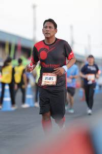 BIB: 585
                            <button type="button" onclick="openModal(3104588)" class="btn btn-primary btn-sm float-right btn-popup" data-toggle="modal" data-target=".modal-high-quality">
                        <i class="fas fa-shopping-cart"></i> Add to Cart
                    </button>
                                            <button type="button" onclick="isThisMe(3104588, true)" class="btn btn-success btn-sm float-right btn-popup btn-isme hidden" data-toggle="tooltip" data-placement="bottom" title="นี่คือรูปของคุณใช่ไหม คลิกที่นี่เพื่อเอาเข้าอัลบั้ม">
                        <i class="fas fa-plus"></i> Add to album
                    </button>
                    <button type="button" onclick="isThisMe(3104588, false)" class="btn btn-warning btn-sm float-right btn-popup btn-isnotme hidden">
                        <i class="fas fa-ban"></i> Remove from album
                    </button>