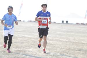 BIB: 6036, 6916
                            <button type="button" onclick="openModal(3100278)" class="btn btn-primary btn-sm float-right btn-popup" data-toggle="modal" data-target=".modal-high-quality">
                        <i class="fas fa-shopping-cart"></i> Add to Cart
                    </button>
                                            <button type="button" onclick="isThisMe(3100278, true)" class="btn btn-success btn-sm float-right btn-popup btn-isme hidden" data-toggle="tooltip" data-placement="bottom" title="นี่คือรูปของคุณใช่ไหม คลิกที่นี่เพื่อเอาเข้าอัลบั้ม">
                        <i class="fas fa-plus"></i> Add to album
                    </button>
                    <button type="button" onclick="isThisMe(3100278, false)" class="btn btn-warning btn-sm float-right btn-popup btn-isnotme hidden">
                        <i class="fas fa-ban"></i> Remove from album
                    </button>