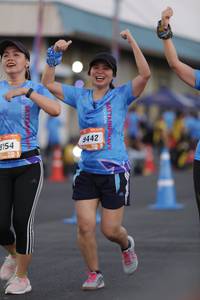 BIB: 154, 442
                            <button type="button" onclick="openModal(3110091)" class="btn btn-primary btn-sm float-right btn-popup" data-toggle="modal" data-target=".modal-high-quality">
                        <i class="fas fa-shopping-cart"></i> Add to Cart
                    </button>
                                            <button type="button" onclick="isThisMe(3110091, true)" class="btn btn-success btn-sm float-right btn-popup btn-isme hidden" data-toggle="tooltip" data-placement="bottom" title="นี่คือรูปของคุณใช่ไหม คลิกที่นี่เพื่อเอาเข้าอัลบั้ม">
                        <i class="fas fa-plus"></i> Add to album
                    </button>
                    <button type="button" onclick="isThisMe(3110091, false)" class="btn btn-warning btn-sm float-right btn-popup btn-isnotme hidden">
                        <i class="fas fa-ban"></i> Remove from album
                    </button>