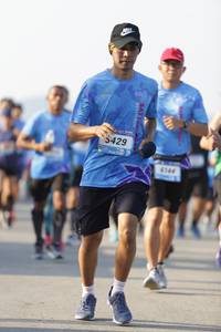 BIB: 429, 6144
                            <button type="button" onclick="openModal(3098212)" class="btn btn-primary btn-sm float-right btn-popup" data-toggle="modal" data-target=".modal-high-quality">
                        <i class="fas fa-shopping-cart"></i> Add to Cart
                    </button>
                                            <button type="button" onclick="isThisMe(3098212, true)" class="btn btn-success btn-sm float-right btn-popup btn-isme hidden" data-toggle="tooltip" data-placement="bottom" title="นี่คือรูปของคุณใช่ไหม คลิกที่นี่เพื่อเอาเข้าอัลบั้ม">
                        <i class="fas fa-plus"></i> Add to album
                    </button>
                    <button type="button" onclick="isThisMe(3098212, false)" class="btn btn-warning btn-sm float-right btn-popup btn-isnotme hidden">
                        <i class="fas fa-ban"></i> Remove from album
                    </button>