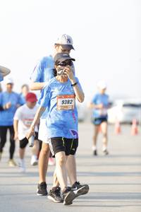 BIB: 9382
                            <button type="button" onclick="openModal(3099932)" class="btn btn-primary btn-sm float-right btn-popup" data-toggle="modal" data-target=".modal-high-quality">
                        <i class="fas fa-shopping-cart"></i> Add to Cart
                    </button>
                                            <button type="button" onclick="isThisMe(3099932, true)" class="btn btn-success btn-sm float-right btn-popup btn-isme hidden" data-toggle="tooltip" data-placement="bottom" title="นี่คือรูปของคุณใช่ไหม คลิกที่นี่เพื่อเอาเข้าอัลบั้ม">
                        <i class="fas fa-plus"></i> Add to album
                    </button>
                    <button type="button" onclick="isThisMe(3099932, false)" class="btn btn-warning btn-sm float-right btn-popup btn-isnotme hidden">
                        <i class="fas fa-ban"></i> Remove from album
                    </button>