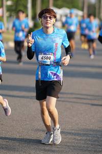 BIB: 6500
                            <button type="button" onclick="openModal(3285000)" class="btn btn-primary btn-sm float-right btn-popup" data-toggle="modal" data-target=".modal-high-quality">
                        <i class="fas fa-shopping-cart"></i> Add to Cart
                    </button>
                                            <button type="button" onclick="isThisMe(3285000, true)" class="btn btn-success btn-sm float-right btn-popup btn-isme hidden" data-toggle="tooltip" data-placement="bottom" title="นี่คือรูปของคุณใช่ไหม คลิกที่นี่เพื่อเอาเข้าอัลบั้ม">
                        <i class="fas fa-plus"></i> Add to album
                    </button>
                    <button type="button" onclick="isThisMe(3285000, false)" class="btn btn-warning btn-sm float-right btn-popup btn-isnotme hidden">
                        <i class="fas fa-ban"></i> Remove from album
                    </button>