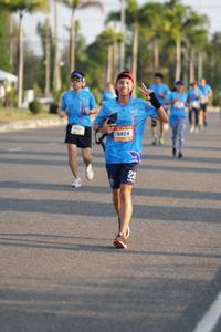 BIB: 8824
                            <button type="button" onclick="openModal(3293051)" class="btn btn-primary btn-sm float-right btn-popup" data-toggle="modal" data-target=".modal-high-quality">
                        <i class="fas fa-shopping-cart"></i> Add to Cart
                    </button>
                                            <button type="button" onclick="isThisMe(3293051, true)" class="btn btn-success btn-sm float-right btn-popup btn-isme hidden" data-toggle="tooltip" data-placement="bottom" title="นี่คือรูปของคุณใช่ไหม คลิกที่นี่เพื่อเอาเข้าอัลบั้ม">
                        <i class="fas fa-plus"></i> Add to album
                    </button>
                    <button type="button" onclick="isThisMe(3293051, false)" class="btn btn-warning btn-sm float-right btn-popup btn-isnotme hidden">
                        <i class="fas fa-ban"></i> Remove from album
                    </button>