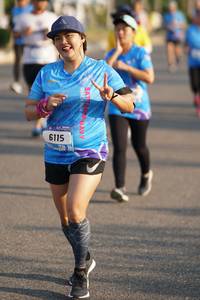 BIB: 6115
                            <button type="button" onclick="openModal(3285045)" class="btn btn-primary btn-sm float-right btn-popup" data-toggle="modal" data-target=".modal-high-quality">
                        <i class="fas fa-shopping-cart"></i> Add to Cart
                    </button>
                                            <button type="button" onclick="isThisMe(3285045, true)" class="btn btn-success btn-sm float-right btn-popup btn-isme hidden" data-toggle="tooltip" data-placement="bottom" title="นี่คือรูปของคุณใช่ไหม คลิกที่นี่เพื่อเอาเข้าอัลบั้ม">
                        <i class="fas fa-plus"></i> Add to album
                    </button>
                    <button type="button" onclick="isThisMe(3285045, false)" class="btn btn-warning btn-sm float-right btn-popup btn-isnotme hidden">
                        <i class="fas fa-ban"></i> Remove from album
                    </button>