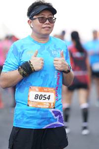 BIB: 8054
                            <button type="button" onclick="openModal(3278822)" class="btn btn-primary btn-sm float-right btn-popup" data-toggle="modal" data-target=".modal-high-quality">
                        <i class="fas fa-shopping-cart"></i> Add to Cart
                    </button>
                                            <button type="button" onclick="isThisMe(3278822, true)" class="btn btn-success btn-sm float-right btn-popup btn-isme hidden" data-toggle="tooltip" data-placement="bottom" title="นี่คือรูปของคุณใช่ไหม คลิกที่นี่เพื่อเอาเข้าอัลบั้ม">
                        <i class="fas fa-plus"></i> Add to album
                    </button>
                    <button type="button" onclick="isThisMe(3278822, false)" class="btn btn-warning btn-sm float-right btn-popup btn-isnotme hidden">
                        <i class="fas fa-ban"></i> Remove from album
                    </button>