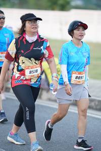 BIB: 8518, 889
                            <button type="button" onclick="openModal(3322327)" class="btn btn-primary btn-sm float-right btn-popup" data-toggle="modal" data-target=".modal-high-quality">
                        <i class="fas fa-shopping-cart"></i> Add to Cart
                    </button>
                                            <button type="button" onclick="isThisMe(3322327, true)" class="btn btn-success btn-sm float-right btn-popup btn-isme hidden" data-toggle="tooltip" data-placement="bottom" title="นี่คือรูปของคุณใช่ไหม คลิกที่นี่เพื่อเอาเข้าอัลบั้ม">
                        <i class="fas fa-plus"></i> Add to album
                    </button>
                    <button type="button" onclick="isThisMe(3322327, false)" class="btn btn-warning btn-sm float-right btn-popup btn-isnotme hidden">
                        <i class="fas fa-ban"></i> Remove from album
                    </button>