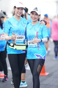 BIB: 6864, 6732
                            <button type="button" onclick="openModal(3278790)" class="btn btn-primary btn-sm float-right btn-popup" data-toggle="modal" data-target=".modal-high-quality">
                        <i class="fas fa-shopping-cart"></i> Add to Cart
                    </button>
                                            <button type="button" onclick="isThisMe(3278790, true)" class="btn btn-success btn-sm float-right btn-popup btn-isme hidden" data-toggle="tooltip" data-placement="bottom" title="นี่คือรูปของคุณใช่ไหม คลิกที่นี่เพื่อเอาเข้าอัลบั้ม">
                        <i class="fas fa-plus"></i> Add to album
                    </button>
                    <button type="button" onclick="isThisMe(3278790, false)" class="btn btn-warning btn-sm float-right btn-popup btn-isnotme hidden">
                        <i class="fas fa-ban"></i> Remove from album
                    </button>