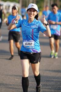 BIB: 6302
                            <button type="button" onclick="openModal(3284350)" class="btn btn-primary btn-sm float-right btn-popup" data-toggle="modal" data-target=".modal-high-quality">
                        <i class="fas fa-shopping-cart"></i> Add to Cart
                    </button>
                                            <button type="button" onclick="isThisMe(3284350, true)" class="btn btn-success btn-sm float-right btn-popup btn-isme hidden" data-toggle="tooltip" data-placement="bottom" title="นี่คือรูปของคุณใช่ไหม คลิกที่นี่เพื่อเอาเข้าอัลบั้ม">
                        <i class="fas fa-plus"></i> Add to album
                    </button>
                    <button type="button" onclick="isThisMe(3284350, false)" class="btn btn-warning btn-sm float-right btn-popup btn-isnotme hidden">
                        <i class="fas fa-ban"></i> Remove from album
                    </button>