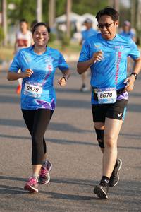 BIB: 6679, 6678
                            <button type="button" onclick="openModal(3285056)" class="btn btn-primary btn-sm float-right btn-popup" data-toggle="modal" data-target=".modal-high-quality">
                        <i class="fas fa-shopping-cart"></i> Add to Cart
                    </button>
                                            <button type="button" onclick="isThisMe(3285056, true)" class="btn btn-success btn-sm float-right btn-popup btn-isme hidden" data-toggle="tooltip" data-placement="bottom" title="นี่คือรูปของคุณใช่ไหม คลิกที่นี่เพื่อเอาเข้าอัลบั้ม">
                        <i class="fas fa-plus"></i> Add to album
                    </button>
                    <button type="button" onclick="isThisMe(3285056, false)" class="btn btn-warning btn-sm float-right btn-popup btn-isnotme hidden">
                        <i class="fas fa-ban"></i> Remove from album
                    </button>