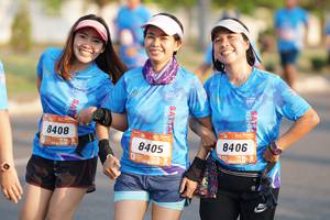 BIB: 8406, 8408, 8405
                            <button type="button" onclick="openModal(3299715)" class="btn btn-primary btn-sm float-right btn-popup" data-toggle="modal" data-target=".modal-high-quality">
                        <i class="fas fa-shopping-cart"></i> Add to Cart
                    </button>
                                            <button type="button" onclick="isThisMe(3299715, true)" class="btn btn-success btn-sm float-right btn-popup btn-isme hidden" data-toggle="tooltip" data-placement="bottom" title="นี่คือรูปของคุณใช่ไหม คลิกที่นี่เพื่อเอาเข้าอัลบั้ม">
                        <i class="fas fa-plus"></i> Add to album
                    </button>
                    <button type="button" onclick="isThisMe(3299715, false)" class="btn btn-warning btn-sm float-right btn-popup btn-isnotme hidden">
                        <i class="fas fa-ban"></i> Remove from album
                    </button>