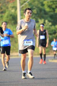 BIB: 6200
                            <button type="button" onclick="openModal(3183411)" class="btn btn-primary btn-sm float-right btn-popup" data-toggle="modal" data-target=".modal-high-quality">
                        <i class="fas fa-shopping-cart"></i> Add to Cart
                    </button>
                                            <button type="button" onclick="isThisMe(3183411, true)" class="btn btn-success btn-sm float-right btn-popup btn-isme hidden" data-toggle="tooltip" data-placement="bottom" title="นี่คือรูปของคุณใช่ไหม คลิกที่นี่เพื่อเอาเข้าอัลบั้ม">
                        <i class="fas fa-plus"></i> Add to album
                    </button>
                    <button type="button" onclick="isThisMe(3183411, false)" class="btn btn-warning btn-sm float-right btn-popup btn-isnotme hidden">
                        <i class="fas fa-ban"></i> Remove from album
                    </button>