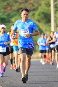 BIB: 6562, 083
                            <button type="button" onclick="openModal(3182977)" class="btn btn-primary btn-sm float-right btn-popup" data-toggle="modal" data-target=".modal-high-quality">
                        <i class="fas fa-shopping-cart"></i> Add to Cart
                    </button>
                                            <button type="button" onclick="isThisMe(3182977, true)" class="btn btn-success btn-sm float-right btn-popup btn-isme hidden" data-toggle="tooltip" data-placement="bottom" title="นี่คือรูปของคุณใช่ไหม คลิกที่นี่เพื่อเอาเข้าอัลบั้ม">
                        <i class="fas fa-plus"></i> Add to album
                    </button>
                    <button type="button" onclick="isThisMe(3182977, false)" class="btn btn-warning btn-sm float-right btn-popup btn-isnotme hidden">
                        <i class="fas fa-ban"></i> Remove from album
                    </button>