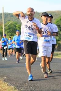 BIB: 6778, 6777
                            <button type="button" onclick="openModal(3189680)" class="btn btn-primary btn-sm float-right btn-popup" data-toggle="modal" data-target=".modal-high-quality">
                        <i class="fas fa-shopping-cart"></i> Add to Cart
                    </button>
                                            <button type="button" onclick="isThisMe(3189680, true)" class="btn btn-success btn-sm float-right btn-popup btn-isme hidden" data-toggle="tooltip" data-placement="bottom" title="นี่คือรูปของคุณใช่ไหม คลิกที่นี่เพื่อเอาเข้าอัลบั้ม">
                        <i class="fas fa-plus"></i> Add to album
                    </button>
                    <button type="button" onclick="isThisMe(3189680, false)" class="btn btn-warning btn-sm float-right btn-popup btn-isnotme hidden">
                        <i class="fas fa-ban"></i> Remove from album
                    </button>