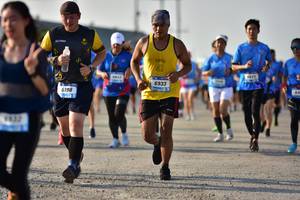 BIB: 6933, 6198, 
                            <button type="button" onclick="openModal(3092383)" class="btn btn-primary btn-sm float-right btn-popup" data-toggle="modal" data-target=".modal-high-quality">
                        <i class="fas fa-shopping-cart"></i> Add to Cart
                    </button>
                                            <button type="button" onclick="isThisMe(3092383, true)" class="btn btn-success btn-sm float-right btn-popup btn-isme hidden" data-toggle="tooltip" data-placement="bottom" title="นี่คือรูปของคุณใช่ไหม คลิกที่นี่เพื่อเอาเข้าอัลบั้ม">
                        <i class="fas fa-plus"></i> Add to album
                    </button>
                    <button type="button" onclick="isThisMe(3092383, false)" class="btn btn-warning btn-sm float-right btn-popup btn-isnotme hidden">
                        <i class="fas fa-ban"></i> Remove from album
                    </button>