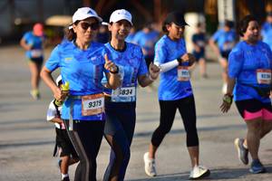 BIB: 923, 834
                            <button type="button" onclick="openModal(3093160)" class="btn btn-primary btn-sm float-right btn-popup" data-toggle="modal" data-target=".modal-high-quality">
                        <i class="fas fa-shopping-cart"></i> Add to Cart
                    </button>
                                            <button type="button" onclick="isThisMe(3093160, true)" class="btn btn-success btn-sm float-right btn-popup btn-isme hidden" data-toggle="tooltip" data-placement="bottom" title="นี่คือรูปของคุณใช่ไหม คลิกที่นี่เพื่อเอาเข้าอัลบั้ม">
                        <i class="fas fa-plus"></i> Add to album
                    </button>
                    <button type="button" onclick="isThisMe(3093160, false)" class="btn btn-warning btn-sm float-right btn-popup btn-isnotme hidden">
                        <i class="fas fa-ban"></i> Remove from album
                    </button>