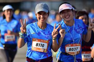 BIB: 8110, 8037, 9251
                            <button type="button" onclick="openModal(3092788)" class="btn btn-primary btn-sm float-right btn-popup" data-toggle="modal" data-target=".modal-high-quality">
                        <i class="fas fa-shopping-cart"></i> Add to Cart
                    </button>
                                            <button type="button" onclick="isThisMe(3092788, true)" class="btn btn-success btn-sm float-right btn-popup btn-isme hidden" data-toggle="tooltip" data-placement="bottom" title="นี่คือรูปของคุณใช่ไหม คลิกที่นี่เพื่อเอาเข้าอัลบั้ม">
                        <i class="fas fa-plus"></i> Add to album
                    </button>
                    <button type="button" onclick="isThisMe(3092788, false)" class="btn btn-warning btn-sm float-right btn-popup btn-isnotme hidden">
                        <i class="fas fa-ban"></i> Remove from album
                    </button>