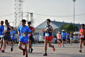 BIB: 
                            <button type="button" onclick="openModal(3092107)" class="btn btn-primary btn-sm float-right btn-popup" data-toggle="modal" data-target=".modal-high-quality">
                        <i class="fas fa-shopping-cart"></i> Add to Cart
                    </button>
                                            <button type="button" onclick="isThisMe(3092107, true)" class="btn btn-success btn-sm float-right btn-popup btn-isme hidden" data-toggle="tooltip" data-placement="bottom" title="นี่คือรูปของคุณใช่ไหม คลิกที่นี่เพื่อเอาเข้าอัลบั้ม">
                        <i class="fas fa-plus"></i> Add to album
                    </button>
                    <button type="button" onclick="isThisMe(3092107, false)" class="btn btn-warning btn-sm float-right btn-popup btn-isnotme hidden">
                        <i class="fas fa-ban"></i> Remove from album
                    </button>