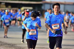 BIB: 8981, 8980
                            <button type="button" onclick="openModal(3092905)" class="btn btn-primary btn-sm float-right btn-popup" data-toggle="modal" data-target=".modal-high-quality">
                        <i class="fas fa-shopping-cart"></i> Add to Cart
                    </button>
                                            <button type="button" onclick="isThisMe(3092905, true)" class="btn btn-success btn-sm float-right btn-popup btn-isme hidden" data-toggle="tooltip" data-placement="bottom" title="นี่คือรูปของคุณใช่ไหม คลิกที่นี่เพื่อเอาเข้าอัลบั้ม">
                        <i class="fas fa-plus"></i> Add to album
                    </button>
                    <button type="button" onclick="isThisMe(3092905, false)" class="btn btn-warning btn-sm float-right btn-popup btn-isnotme hidden">
                        <i class="fas fa-ban"></i> Remove from album
                    </button>