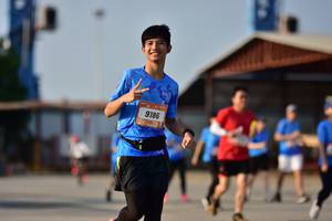 BIB: 9186
                            <button type="button" onclick="openModal(3093309)" class="btn btn-primary btn-sm float-right btn-popup" data-toggle="modal" data-target=".modal-high-quality">
                        <i class="fas fa-shopping-cart"></i> Add to Cart
                    </button>
                                            <button type="button" onclick="isThisMe(3093309, true)" class="btn btn-success btn-sm float-right btn-popup btn-isme hidden" data-toggle="tooltip" data-placement="bottom" title="นี่คือรูปของคุณใช่ไหม คลิกที่นี่เพื่อเอาเข้าอัลบั้ม">
                        <i class="fas fa-plus"></i> Add to album
                    </button>
                    <button type="button" onclick="isThisMe(3093309, false)" class="btn btn-warning btn-sm float-right btn-popup btn-isnotme hidden">
                        <i class="fas fa-ban"></i> Remove from album
                    </button>