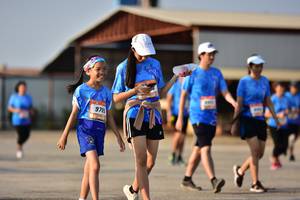 BIB: 
                            <button type="button" onclick="openModal(3093248)" class="btn btn-primary btn-sm float-right btn-popup" data-toggle="modal" data-target=".modal-high-quality">
                        <i class="fas fa-shopping-cart"></i> Add to Cart
                    </button>
                                            <button type="button" onclick="isThisMe(3093248, true)" class="btn btn-success btn-sm float-right btn-popup btn-isme hidden" data-toggle="tooltip" data-placement="bottom" title="นี่คือรูปของคุณใช่ไหม คลิกที่นี่เพื่อเอาเข้าอัลบั้ม">
                        <i class="fas fa-plus"></i> Add to album
                    </button>
                    <button type="button" onclick="isThisMe(3093248, false)" class="btn btn-warning btn-sm float-right btn-popup btn-isnotme hidden">
                        <i class="fas fa-ban"></i> Remove from album
                    </button>