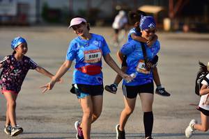 BIB: 9188
                            <button type="button" onclick="openModal(3093333)" class="btn btn-primary btn-sm float-right btn-popup" data-toggle="modal" data-target=".modal-high-quality">
                        <i class="fas fa-shopping-cart"></i> Add to Cart
                    </button>
                                            <button type="button" onclick="isThisMe(3093333, true)" class="btn btn-success btn-sm float-right btn-popup btn-isme hidden" data-toggle="tooltip" data-placement="bottom" title="นี่คือรูปของคุณใช่ไหม คลิกที่นี่เพื่อเอาเข้าอัลบั้ม">
                        <i class="fas fa-plus"></i> Add to album
                    </button>
                    <button type="button" onclick="isThisMe(3093333, false)" class="btn btn-warning btn-sm float-right btn-popup btn-isnotme hidden">
                        <i class="fas fa-ban"></i> Remove from album
                    </button>