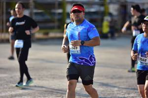 BIB: 6568
                            <button type="button" onclick="openModal(3092500)" class="btn btn-primary btn-sm float-right btn-popup" data-toggle="modal" data-target=".modal-high-quality">
                        <i class="fas fa-shopping-cart"></i> Add to Cart
                    </button>
                                            <button type="button" onclick="isThisMe(3092500, true)" class="btn btn-success btn-sm float-right btn-popup btn-isme hidden" data-toggle="tooltip" data-placement="bottom" title="นี่คือรูปของคุณใช่ไหม คลิกที่นี่เพื่อเอาเข้าอัลบั้ม">
                        <i class="fas fa-plus"></i> Add to album
                    </button>
                    <button type="button" onclick="isThisMe(3092500, false)" class="btn btn-warning btn-sm float-right btn-popup btn-isnotme hidden">
                        <i class="fas fa-ban"></i> Remove from album
                    </button>