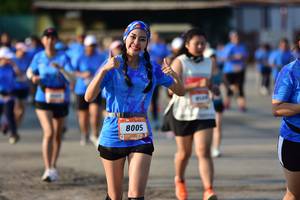 BIB: 8005
                            <button type="button" onclick="openModal(3092765)" class="btn btn-primary btn-sm float-right btn-popup" data-toggle="modal" data-target=".modal-high-quality">
                        <i class="fas fa-shopping-cart"></i> Add to Cart
                    </button>
                                            <button type="button" onclick="isThisMe(3092765, true)" class="btn btn-success btn-sm float-right btn-popup btn-isme hidden" data-toggle="tooltip" data-placement="bottom" title="นี่คือรูปของคุณใช่ไหม คลิกที่นี่เพื่อเอาเข้าอัลบั้ม">
                        <i class="fas fa-plus"></i> Add to album
                    </button>
                    <button type="button" onclick="isThisMe(3092765, false)" class="btn btn-warning btn-sm float-right btn-popup btn-isnotme hidden">
                        <i class="fas fa-ban"></i> Remove from album
                    </button>