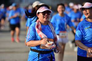 BIB: 
                            <button type="button" onclick="openModal(3092836)" class="btn btn-primary btn-sm float-right btn-popup" data-toggle="modal" data-target=".modal-high-quality">
                        <i class="fas fa-shopping-cart"></i> Add to Cart
                    </button>
                                            <button type="button" onclick="isThisMe(3092836, true)" class="btn btn-success btn-sm float-right btn-popup btn-isme hidden" data-toggle="tooltip" data-placement="bottom" title="นี่คือรูปของคุณใช่ไหม คลิกที่นี่เพื่อเอาเข้าอัลบั้ม">
                        <i class="fas fa-plus"></i> Add to album
                    </button>
                    <button type="button" onclick="isThisMe(3092836, false)" class="btn btn-warning btn-sm float-right btn-popup btn-isnotme hidden">
                        <i class="fas fa-ban"></i> Remove from album
                    </button>