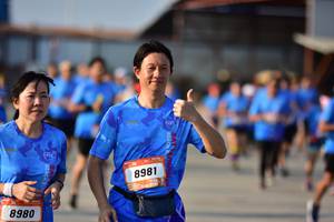 BIB: 8981, 8980
                            <button type="button" onclick="openModal(3092913)" class="btn btn-primary btn-sm float-right btn-popup" data-toggle="modal" data-target=".modal-high-quality">
                        <i class="fas fa-shopping-cart"></i> Add to Cart
                    </button>
                                            <button type="button" onclick="isThisMe(3092913, true)" class="btn btn-success btn-sm float-right btn-popup btn-isme hidden" data-toggle="tooltip" data-placement="bottom" title="นี่คือรูปของคุณใช่ไหม คลิกที่นี่เพื่อเอาเข้าอัลบั้ม">
                        <i class="fas fa-plus"></i> Add to album
                    </button>
                    <button type="button" onclick="isThisMe(3092913, false)" class="btn btn-warning btn-sm float-right btn-popup btn-isnotme hidden">
                        <i class="fas fa-ban"></i> Remove from album
                    </button>