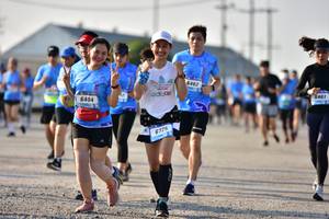 BIB: 5462, 6404, 6725
                            <button type="button" onclick="openModal(3092431)" class="btn btn-primary btn-sm float-right btn-popup" data-toggle="modal" data-target=".modal-high-quality">
                        <i class="fas fa-shopping-cart"></i> Add to Cart
                    </button>
                                            <button type="button" onclick="isThisMe(3092431, true)" class="btn btn-success btn-sm float-right btn-popup btn-isme hidden" data-toggle="tooltip" data-placement="bottom" title="นี่คือรูปของคุณใช่ไหม คลิกที่นี่เพื่อเอาเข้าอัลบั้ม">
                        <i class="fas fa-plus"></i> Add to album
                    </button>
                    <button type="button" onclick="isThisMe(3092431, false)" class="btn btn-warning btn-sm float-right btn-popup btn-isnotme hidden">
                        <i class="fas fa-ban"></i> Remove from album
                    </button>