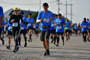 BIB: 230
                            <button type="button" onclick="openModal(3092299)" class="btn btn-primary btn-sm float-right btn-popup" data-toggle="modal" data-target=".modal-high-quality">
                        <i class="fas fa-shopping-cart"></i> Add to Cart
                    </button>
                                            <button type="button" onclick="isThisMe(3092299, true)" class="btn btn-success btn-sm float-right btn-popup btn-isme hidden" data-toggle="tooltip" data-placement="bottom" title="นี่คือรูปของคุณใช่ไหม คลิกที่นี่เพื่อเอาเข้าอัลบั้ม">
                        <i class="fas fa-plus"></i> Add to album
                    </button>
                    <button type="button" onclick="isThisMe(3092299, false)" class="btn btn-warning btn-sm float-right btn-popup btn-isnotme hidden">
                        <i class="fas fa-ban"></i> Remove from album
                    </button>