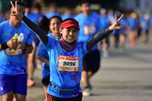 BIB: 9096
                            <button type="button" onclick="openModal(3092980)" class="btn btn-primary btn-sm float-right btn-popup" data-toggle="modal" data-target=".modal-high-quality">
                        <i class="fas fa-shopping-cart"></i> Add to Cart
                    </button>
                                            <button type="button" onclick="isThisMe(3092980, true)" class="btn btn-success btn-sm float-right btn-popup btn-isme hidden" data-toggle="tooltip" data-placement="bottom" title="นี่คือรูปของคุณใช่ไหม คลิกที่นี่เพื่อเอาเข้าอัลบั้ม">
                        <i class="fas fa-plus"></i> Add to album
                    </button>
                    <button type="button" onclick="isThisMe(3092980, false)" class="btn btn-warning btn-sm float-right btn-popup btn-isnotme hidden">
                        <i class="fas fa-ban"></i> Remove from album
                    </button>