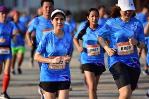 BIB: 9007, 8880
                            <button type="button" onclick="openModal(3093052)" class="btn btn-primary btn-sm float-right btn-popup" data-toggle="modal" data-target=".modal-high-quality">
                        <i class="fas fa-shopping-cart"></i> Add to Cart
                    </button>
                                            <button type="button" onclick="isThisMe(3093052, true)" class="btn btn-success btn-sm float-right btn-popup btn-isme hidden" data-toggle="tooltip" data-placement="bottom" title="นี่คือรูปของคุณใช่ไหม คลิกที่นี่เพื่อเอาเข้าอัลบั้ม">
                        <i class="fas fa-plus"></i> Add to album
                    </button>
                    <button type="button" onclick="isThisMe(3093052, false)" class="btn btn-warning btn-sm float-right btn-popup btn-isnotme hidden">
                        <i class="fas fa-ban"></i> Remove from album
                    </button>