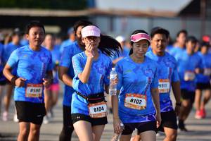 BIB: 911, 8102, 8104
                            <button type="button" onclick="openModal(3092955)" class="btn btn-primary btn-sm float-right btn-popup" data-toggle="modal" data-target=".modal-high-quality">
                        <i class="fas fa-shopping-cart"></i> Add to Cart
                    </button>
                                            <button type="button" onclick="isThisMe(3092955, true)" class="btn btn-success btn-sm float-right btn-popup btn-isme hidden" data-toggle="tooltip" data-placement="bottom" title="นี่คือรูปของคุณใช่ไหม คลิกที่นี่เพื่อเอาเข้าอัลบั้ม">
                        <i class="fas fa-plus"></i> Add to album
                    </button>
                    <button type="button" onclick="isThisMe(3092955, false)" class="btn btn-warning btn-sm float-right btn-popup btn-isnotme hidden">
                        <i class="fas fa-ban"></i> Remove from album
                    </button>