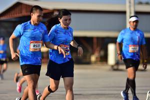 BIB: 8572
                            <button type="button" onclick="openModal(3092635)" class="btn btn-primary btn-sm float-right btn-popup" data-toggle="modal" data-target=".modal-high-quality">
                        <i class="fas fa-shopping-cart"></i> Add to Cart
                    </button>
                                            <button type="button" onclick="isThisMe(3092635, true)" class="btn btn-success btn-sm float-right btn-popup btn-isme hidden" data-toggle="tooltip" data-placement="bottom" title="นี่คือรูปของคุณใช่ไหม คลิกที่นี่เพื่อเอาเข้าอัลบั้ม">
                        <i class="fas fa-plus"></i> Add to album
                    </button>
                    <button type="button" onclick="isThisMe(3092635, false)" class="btn btn-warning btn-sm float-right btn-popup btn-isnotme hidden">
                        <i class="fas fa-ban"></i> Remove from album
                    </button>