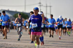 BIB: 6699
                            <button type="button" onclick="openModal(3092270)" class="btn btn-primary btn-sm float-right btn-popup" data-toggle="modal" data-target=".modal-high-quality">
                        <i class="fas fa-shopping-cart"></i> Add to Cart
                    </button>
                                            <button type="button" onclick="isThisMe(3092270, true)" class="btn btn-success btn-sm float-right btn-popup btn-isme hidden" data-toggle="tooltip" data-placement="bottom" title="นี่คือรูปของคุณใช่ไหม คลิกที่นี่เพื่อเอาเข้าอัลบั้ม">
                        <i class="fas fa-plus"></i> Add to album
                    </button>
                    <button type="button" onclick="isThisMe(3092270, false)" class="btn btn-warning btn-sm float-right btn-popup btn-isnotme hidden">
                        <i class="fas fa-ban"></i> Remove from album
                    </button>