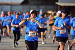 BIB: 261, 8239
                            <button type="button" onclick="openModal(3092947)" class="btn btn-primary btn-sm float-right btn-popup" data-toggle="modal" data-target=".modal-high-quality">
                        <i class="fas fa-shopping-cart"></i> Add to Cart
                    </button>
                                            <button type="button" onclick="isThisMe(3092947, true)" class="btn btn-success btn-sm float-right btn-popup btn-isme hidden" data-toggle="tooltip" data-placement="bottom" title="นี่คือรูปของคุณใช่ไหม คลิกที่นี่เพื่อเอาเข้าอัลบั้ม">
                        <i class="fas fa-plus"></i> Add to album
                    </button>
                    <button type="button" onclick="isThisMe(3092947, false)" class="btn btn-warning btn-sm float-right btn-popup btn-isnotme hidden">
                        <i class="fas fa-ban"></i> Remove from album
                    </button>