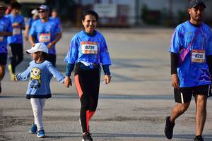 BIB: 8291, 292
                            <button type="button" onclick="openModal(3093365)" class="btn btn-primary btn-sm float-right btn-popup" data-toggle="modal" data-target=".modal-high-quality">
                        <i class="fas fa-shopping-cart"></i> Add to Cart
                    </button>
                                            <button type="button" onclick="isThisMe(3093365, true)" class="btn btn-success btn-sm float-right btn-popup btn-isme hidden" data-toggle="tooltip" data-placement="bottom" title="นี่คือรูปของคุณใช่ไหม คลิกที่นี่เพื่อเอาเข้าอัลบั้ม">
                        <i class="fas fa-plus"></i> Add to album
                    </button>
                    <button type="button" onclick="isThisMe(3093365, false)" class="btn btn-warning btn-sm float-right btn-popup btn-isnotme hidden">
                        <i class="fas fa-ban"></i> Remove from album
                    </button>