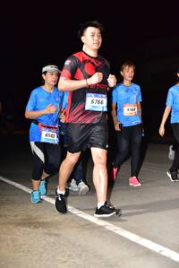 BIB: 6766, 8166, 6503
                            <button type="button" onclick="openModal(3095623)" class="btn btn-primary btn-sm float-right btn-popup" data-toggle="modal" data-target=".modal-high-quality">
                        <i class="fas fa-shopping-cart"></i> Add to Cart
                    </button>
                                            <button type="button" onclick="isThisMe(3095623, true)" class="btn btn-success btn-sm float-right btn-popup btn-isme hidden" data-toggle="tooltip" data-placement="bottom" title="นี่คือรูปของคุณใช่ไหม คลิกที่นี่เพื่อเอาเข้าอัลบั้ม">
                        <i class="fas fa-plus"></i> Add to album
                    </button>
                    <button type="button" onclick="isThisMe(3095623, false)" class="btn btn-warning btn-sm float-right btn-popup btn-isnotme hidden">
                        <i class="fas fa-ban"></i> Remove from album
                    </button>